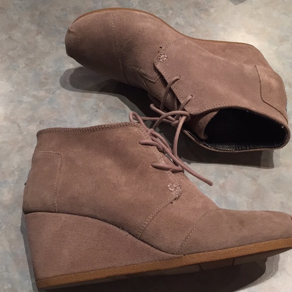 Toms Desert style suede ankle boots - Picture 3 of 14